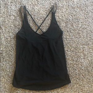 Black Lululemon tank